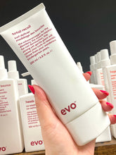 Load image into Gallery viewer, Evo Total Recoil Curl Definer